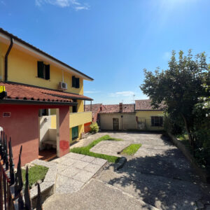 Bicamere con Giardino